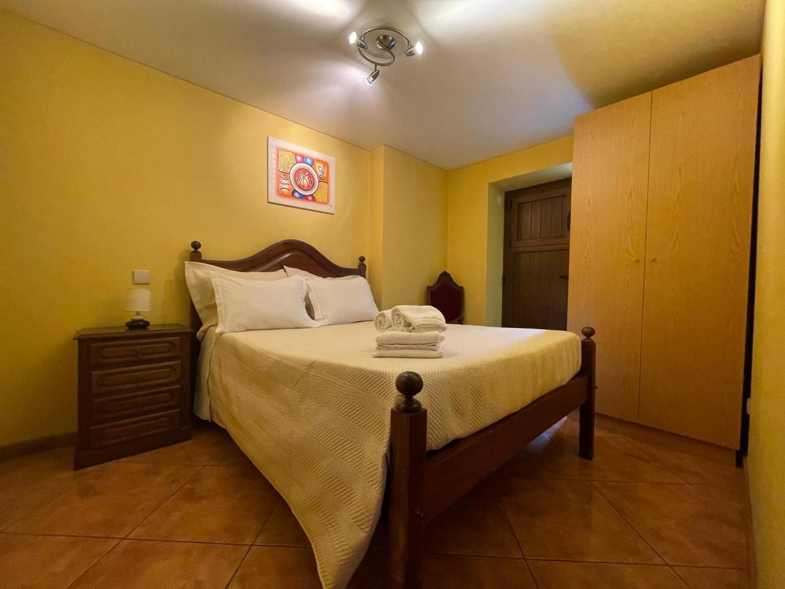Appartamento Casa Dina Doceira Geres Esterno foto