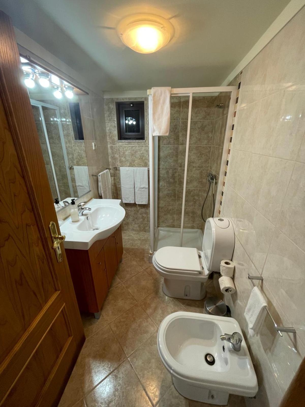 Appartamento Casa Dina Doceira Geres Esterno foto