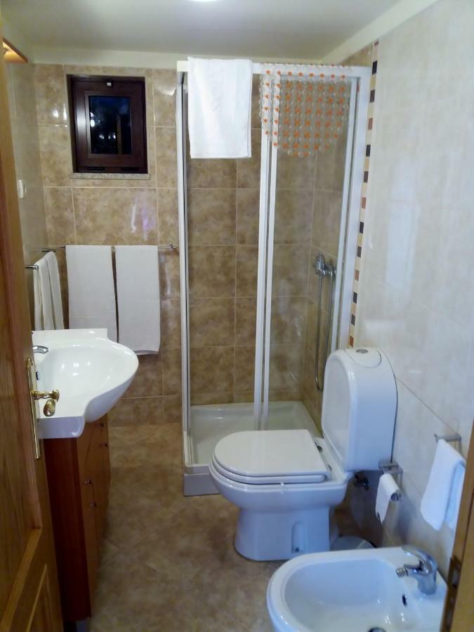 Appartamento Casa Dina Doceira Geres Esterno foto