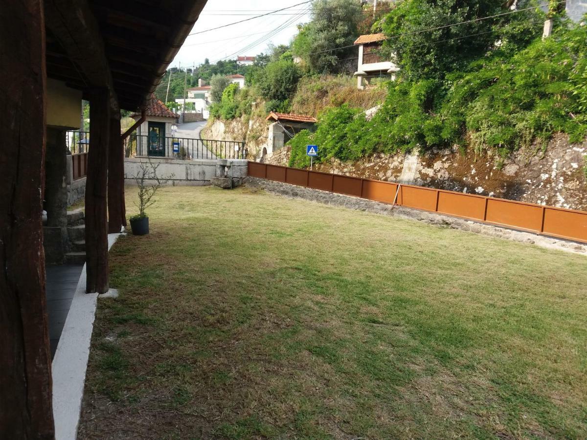 Appartamento Casa Dina Doceira Geres Esterno foto